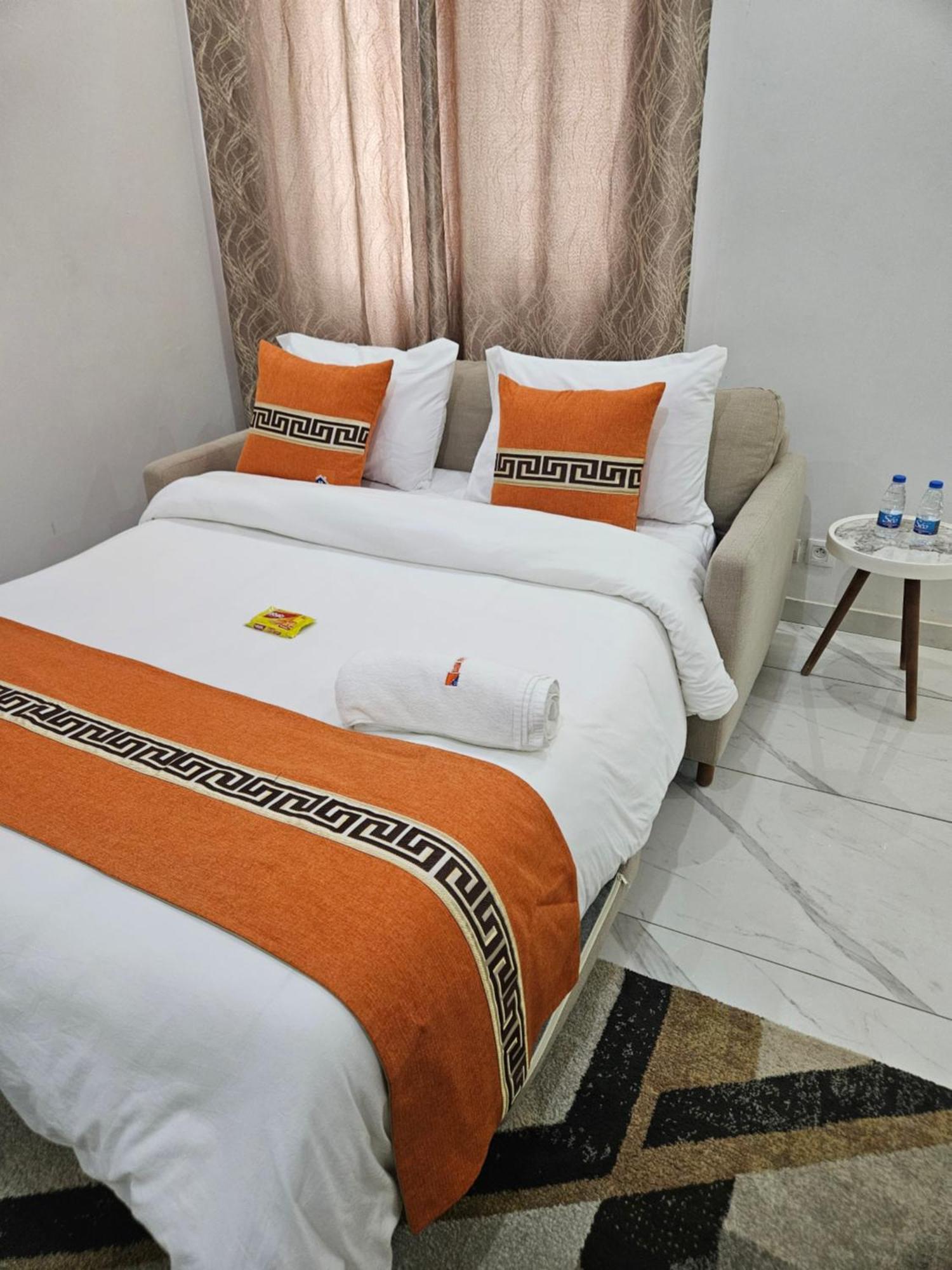 דקר Marina Appart Hotel מראה חיצוני תמונה