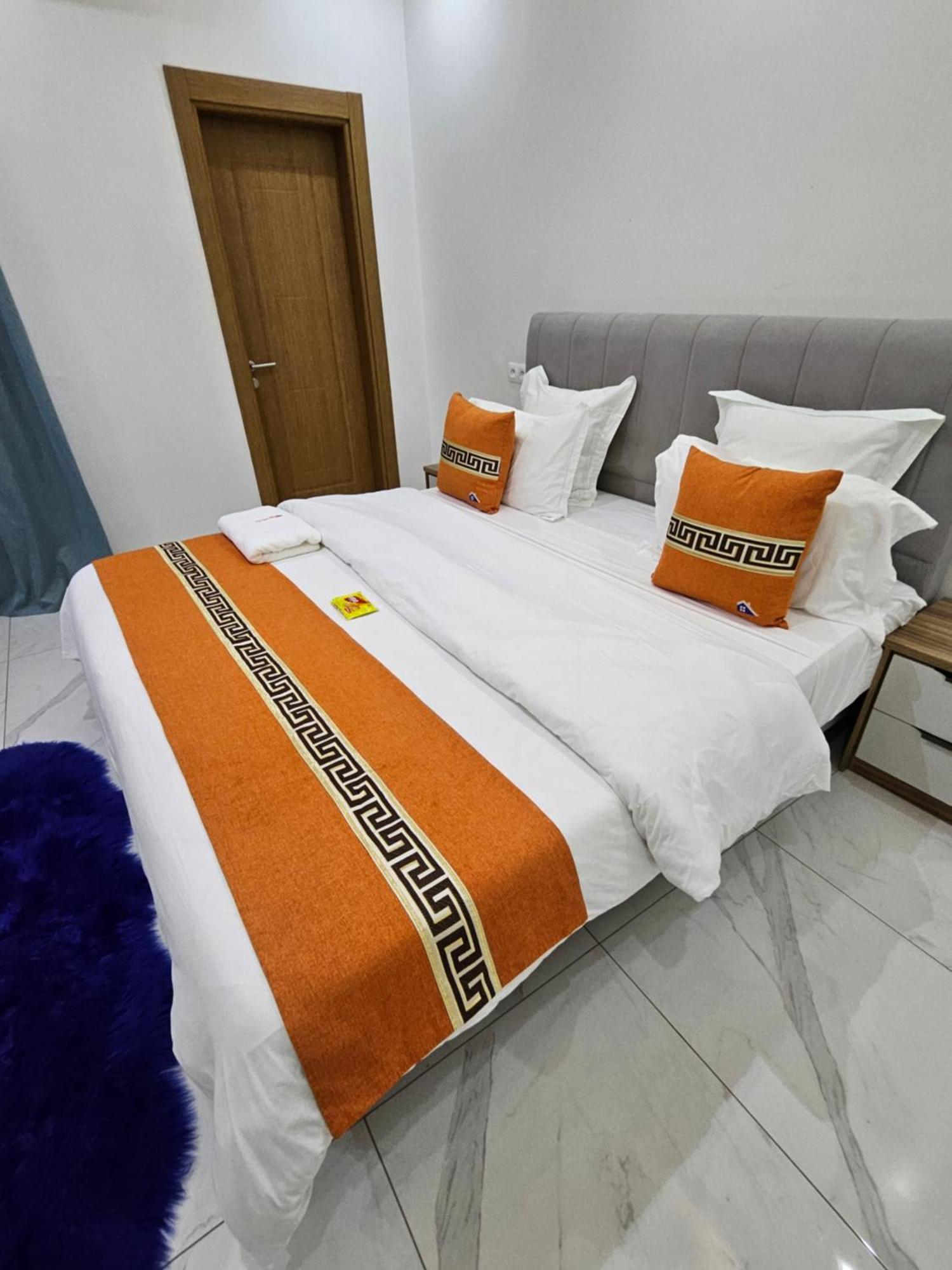 דקר Marina Appart Hotel מראה חיצוני תמונה