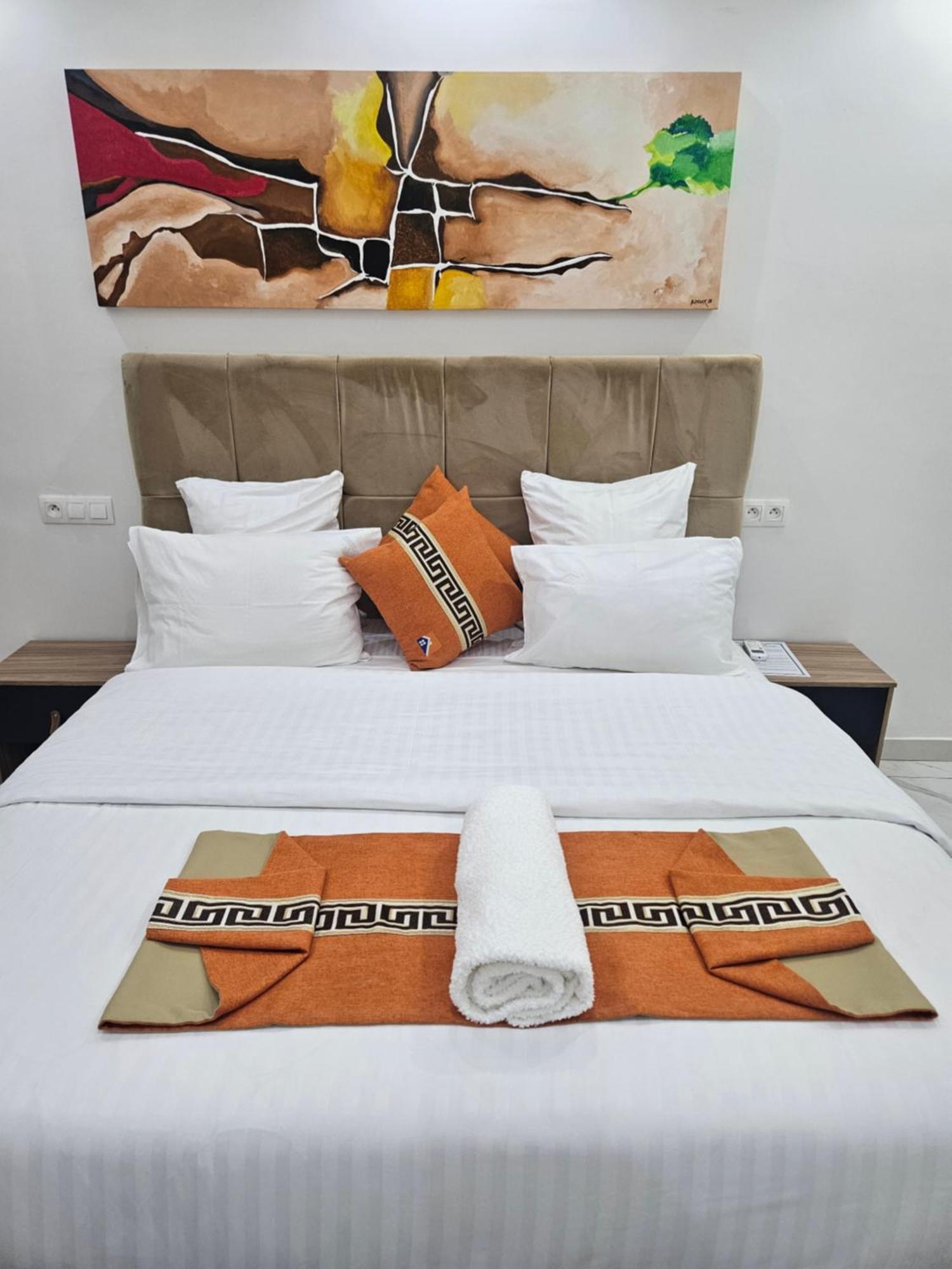דקר Marina Appart Hotel מראה חיצוני תמונה